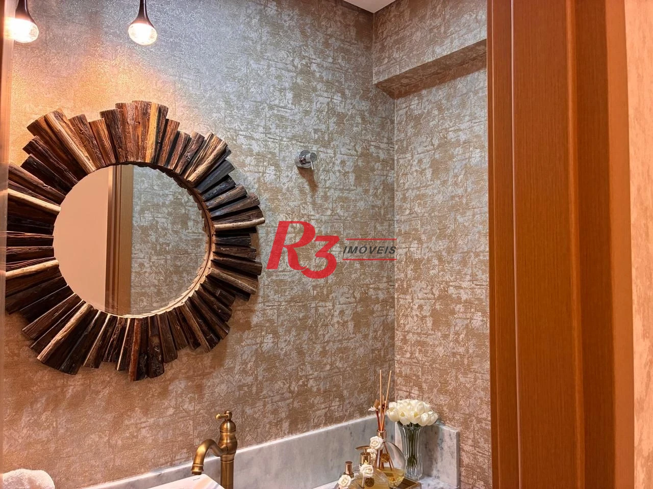 Apartamento com 3 dormitórios à venda, 101 m² por R$ 2.000.000,00 - Gonzaga - Santos/SP