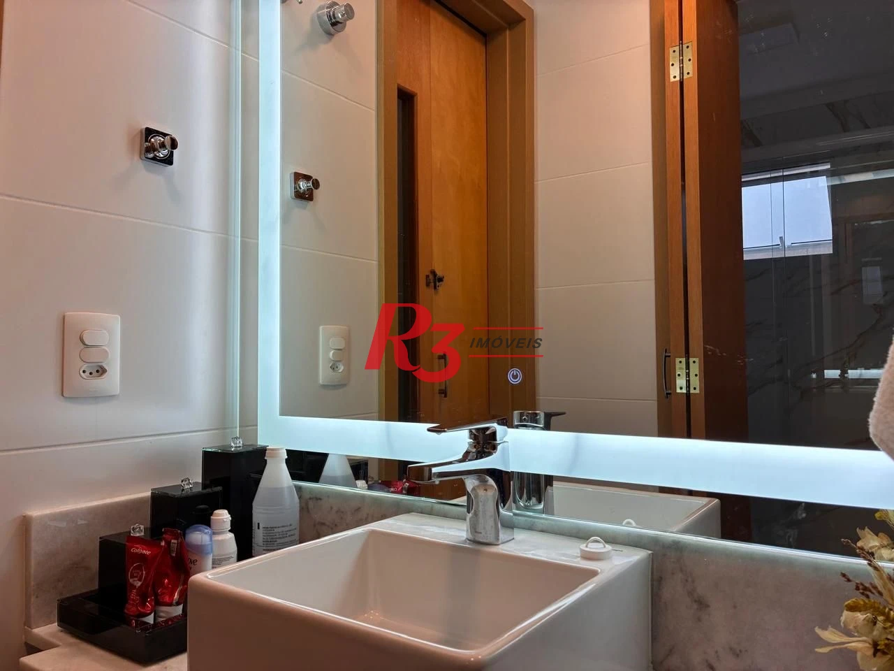 Apartamento com 3 dormitórios à venda, 101 m² por R$ 2.000.000,00 - Gonzaga - Santos/SP