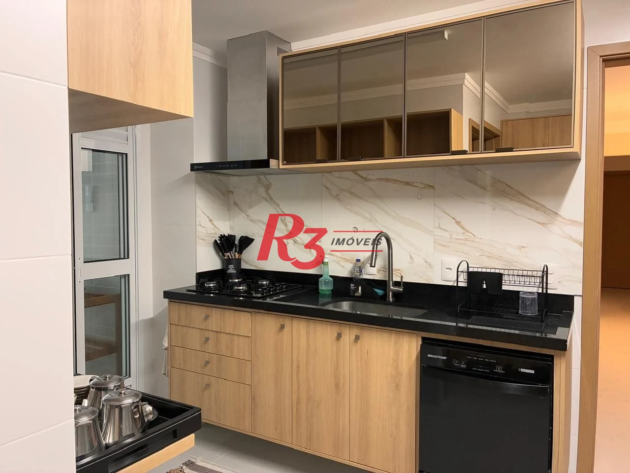 Apartamento com 3 dormitórios à venda, 101 m² por R$ 2.000.000,00 - Gonzaga - Santos/SP