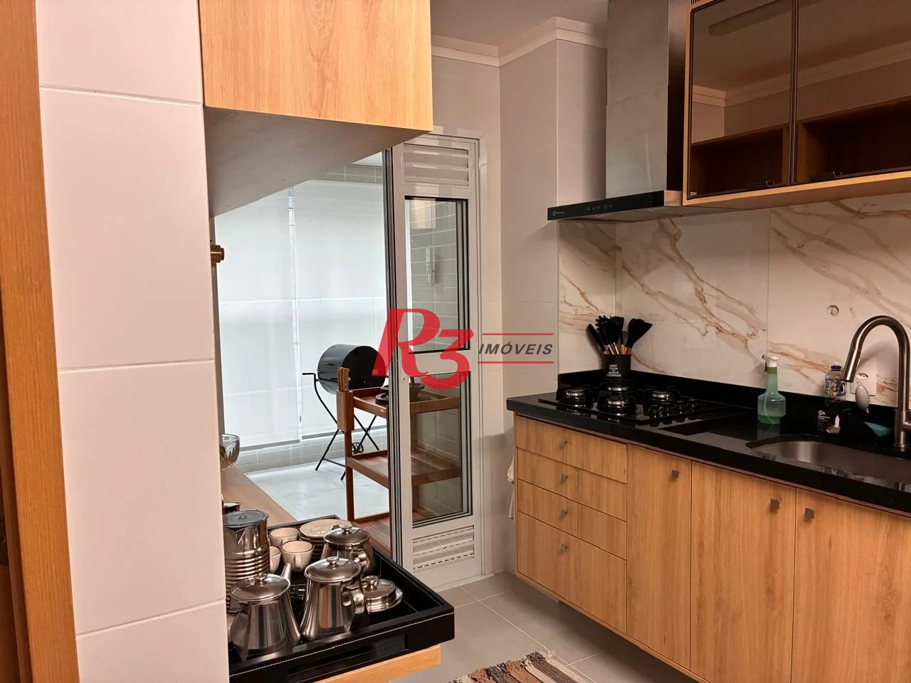 Apartamento com 3 dormitórios à venda, 101 m² por R$ 2.000.000,00 - Gonzaga - Santos/SP