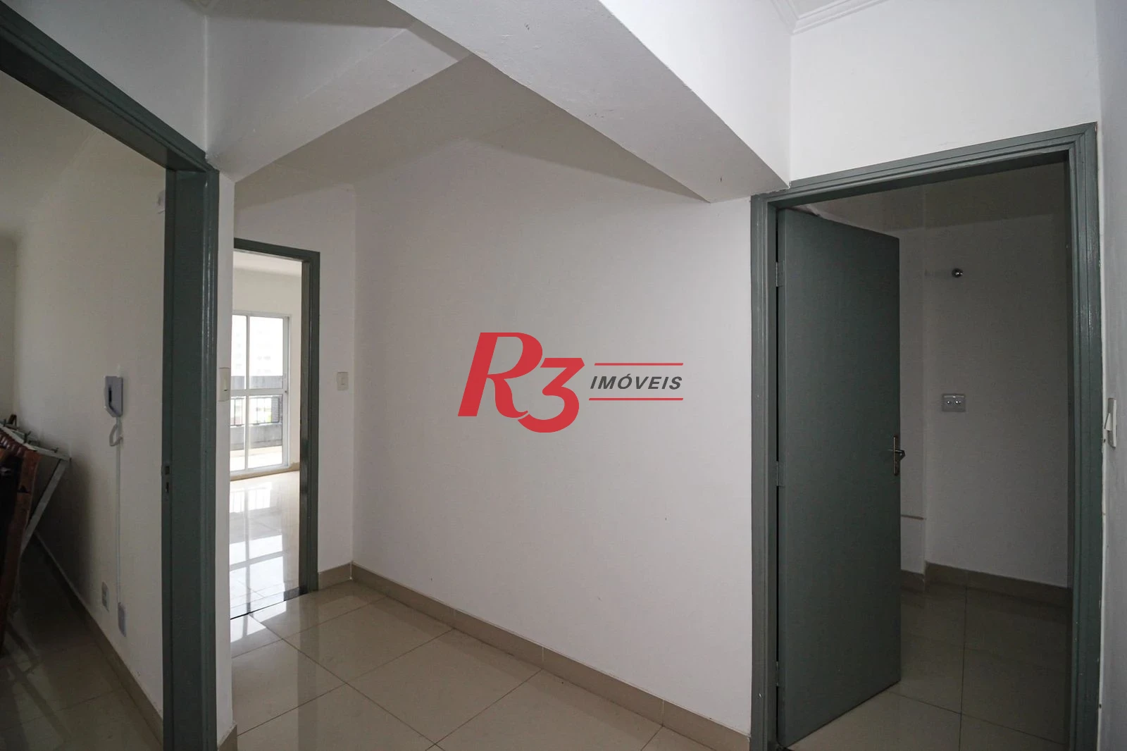 Sala para alugar, 80 m² por R$ 3.200,00/mês - Vila Matias - Santos/SP