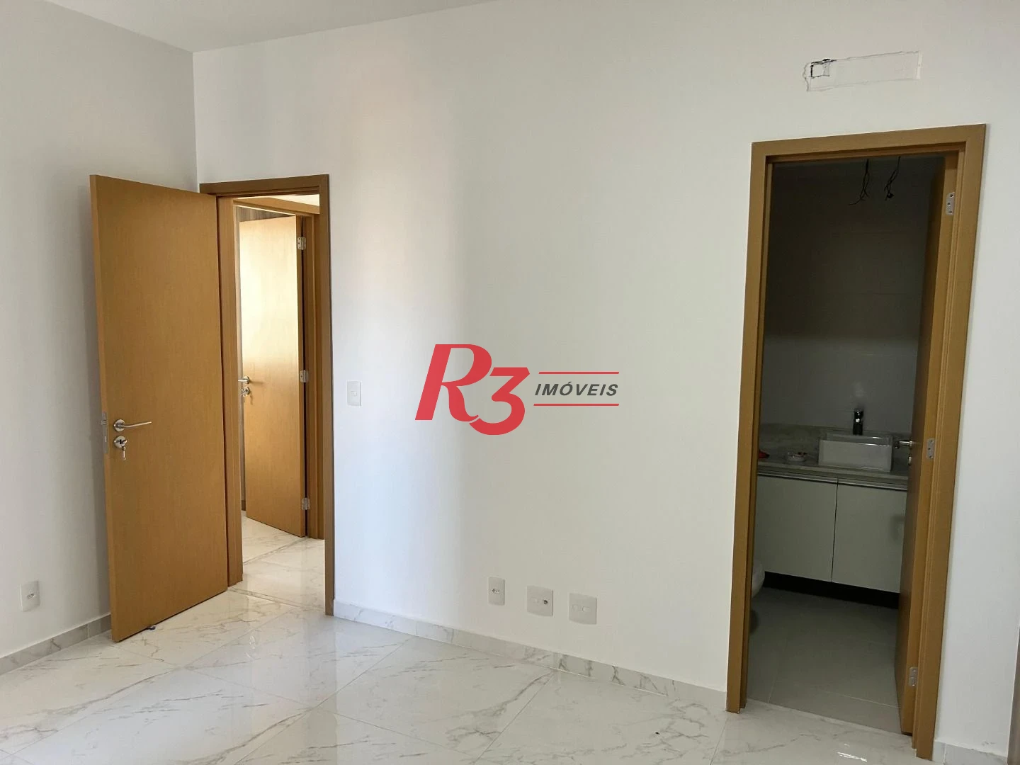 Apartamento com 2 dormitórios para alugar, 87 m² por R$ 7.500,00/mês - Gonzaga - Santos/SP