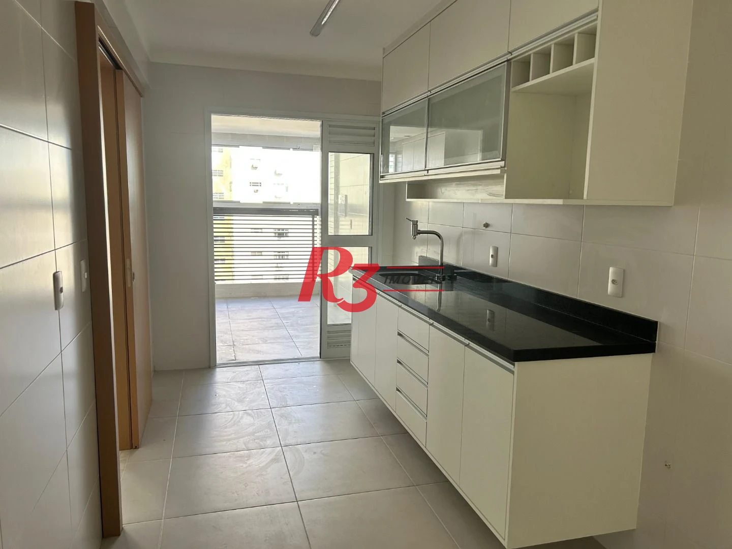 Apartamento com 2 dormitórios para alugar, 87 m² por R$ 7.500,00/mês - Gonzaga - Santos/SP