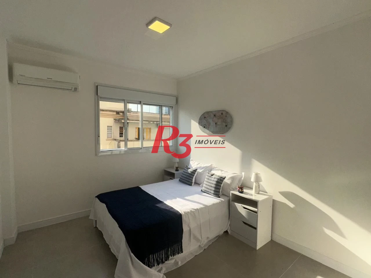 Apartamento com 2 dormitórios à venda, 54 m² por R$ 570.000,00 - Aparecida - Santos/SP