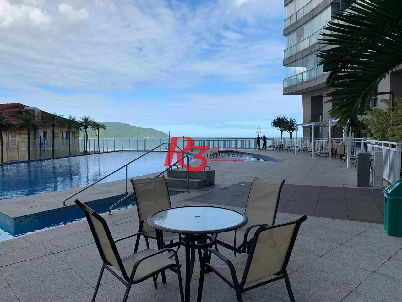 Apartamento à venda, 44 m² por R$ 800.000,00 - Pompéia - Santos/SP