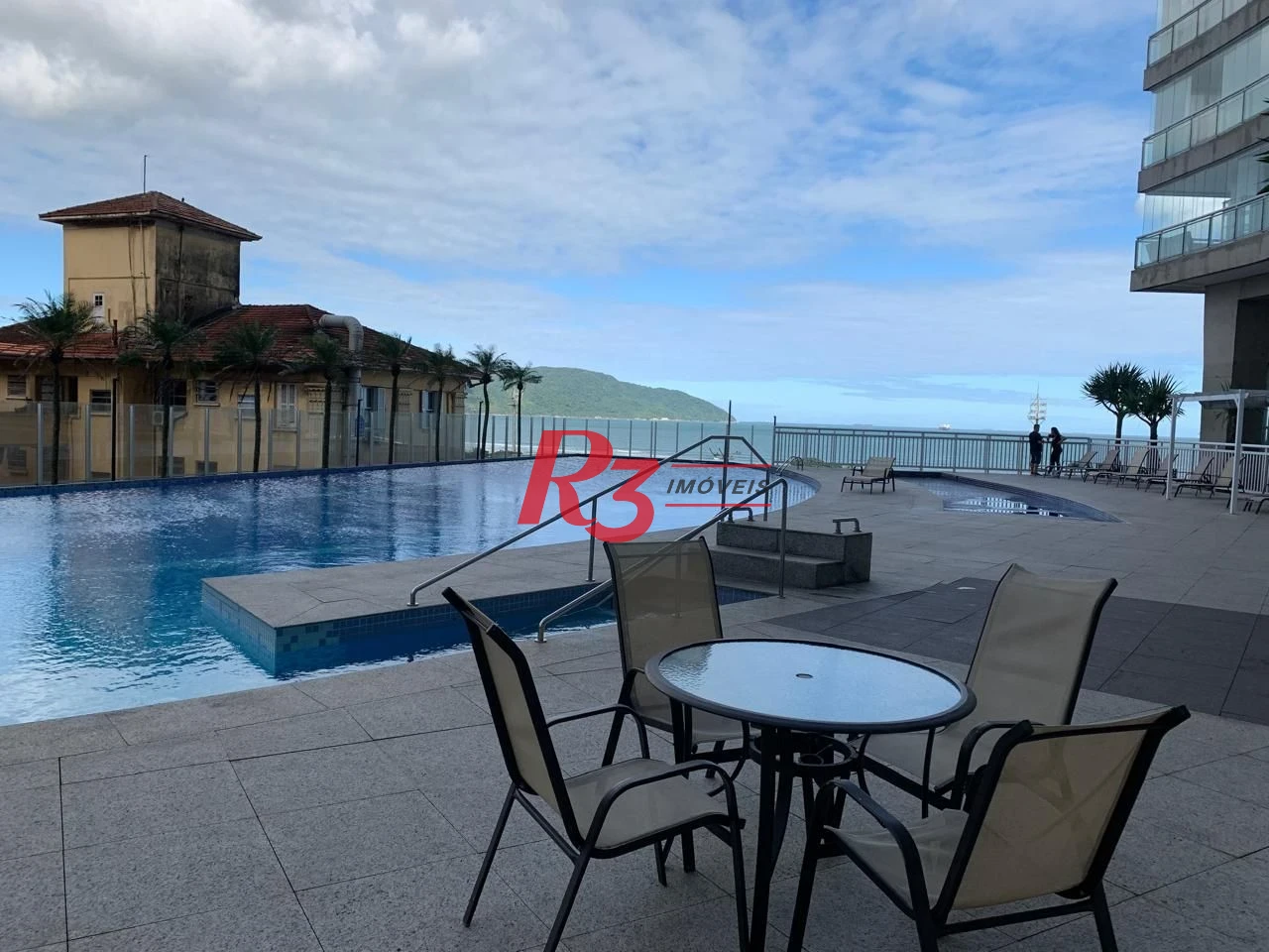 Apartamento à venda, 44 m² por R$ 800.000,00 - Pompéia - Santos/SP