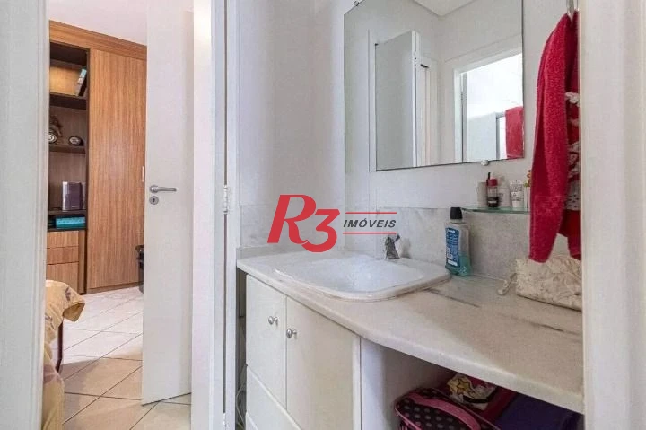 Casa com 3 dormitórios à venda, 170 m² por R$ 955.000,00 - Marapé - Santos/SP