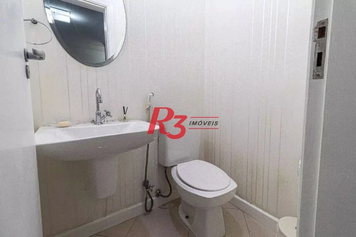 Casa com 3 dormitórios à venda, 170 m² por R$ 955.000,00 - Marapé - Santos/SP