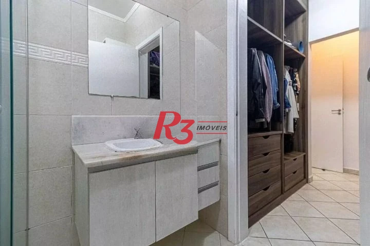 Casa com 3 dormitórios à venda, 170 m² por R$ 955.000,00 - Marapé - Santos/SP