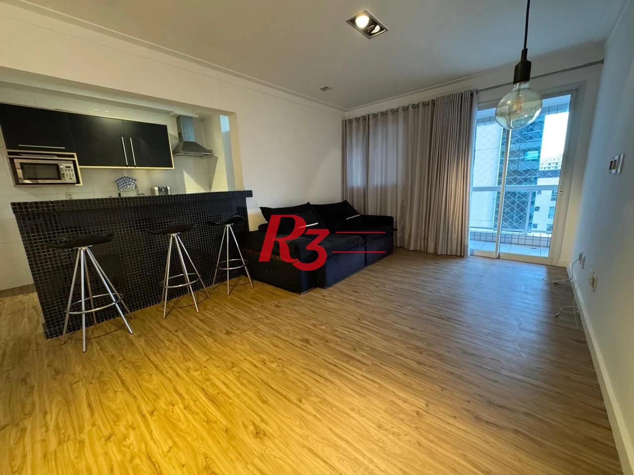 Apartamento com 2 dormitórios à venda, 97 m² por R$ 1.250.000,00 - Gonzaga - Santos/SP