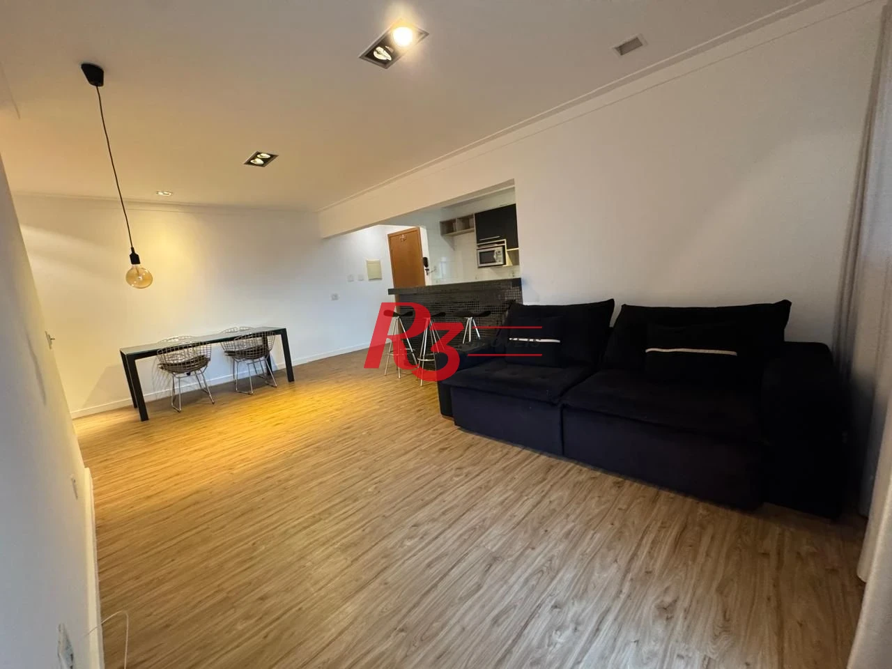 Apartamento com 2 dormitórios à venda, 97 m² por R$ 1.250.000,00 - Gonzaga - Santos/SP