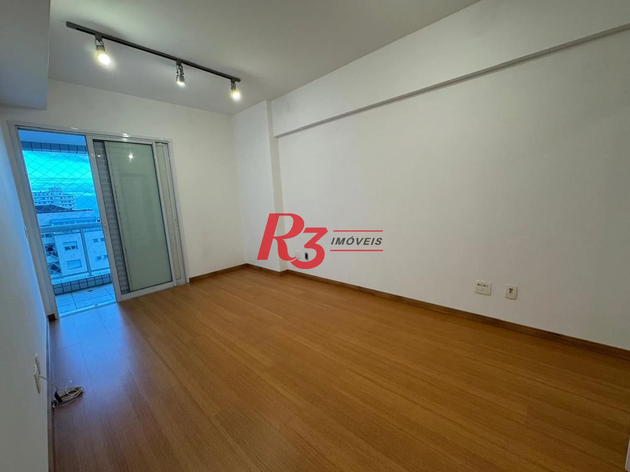 Apartamento com 2 dormitórios à venda, 97 m² por R$ 1.250.000,00 - Gonzaga - Santos/SP