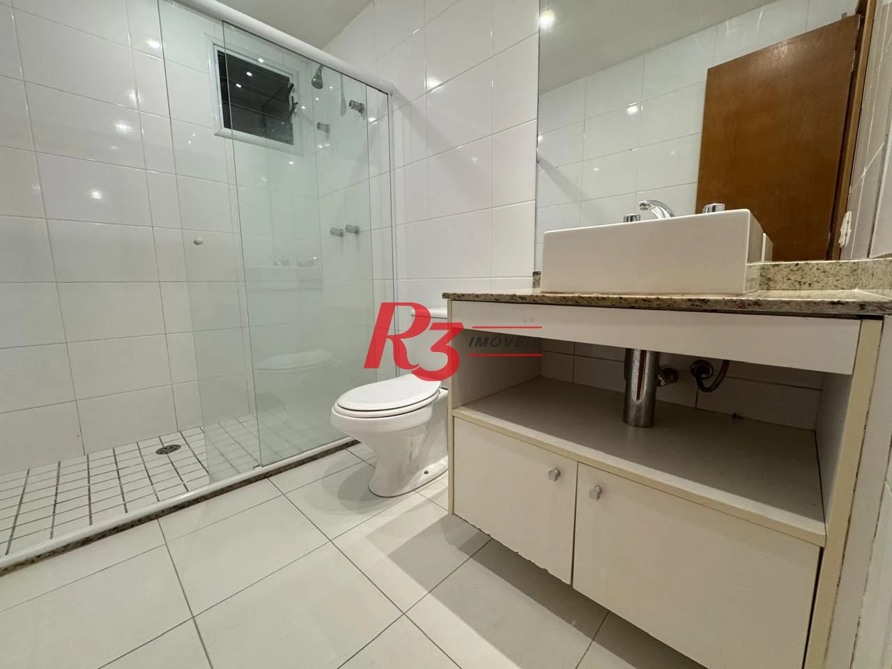 Apartamento com 2 dormitórios à venda, 97 m² por R$ 1.250.000,00 - Gonzaga - Santos/SP