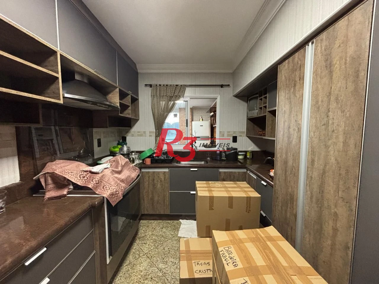 *ACEITA PERMUTA* Apartamento com 4 suítes com varanda e vista mar, 240 m² por R$ 2.200.000 - Ponta da Praia - Santos/SP