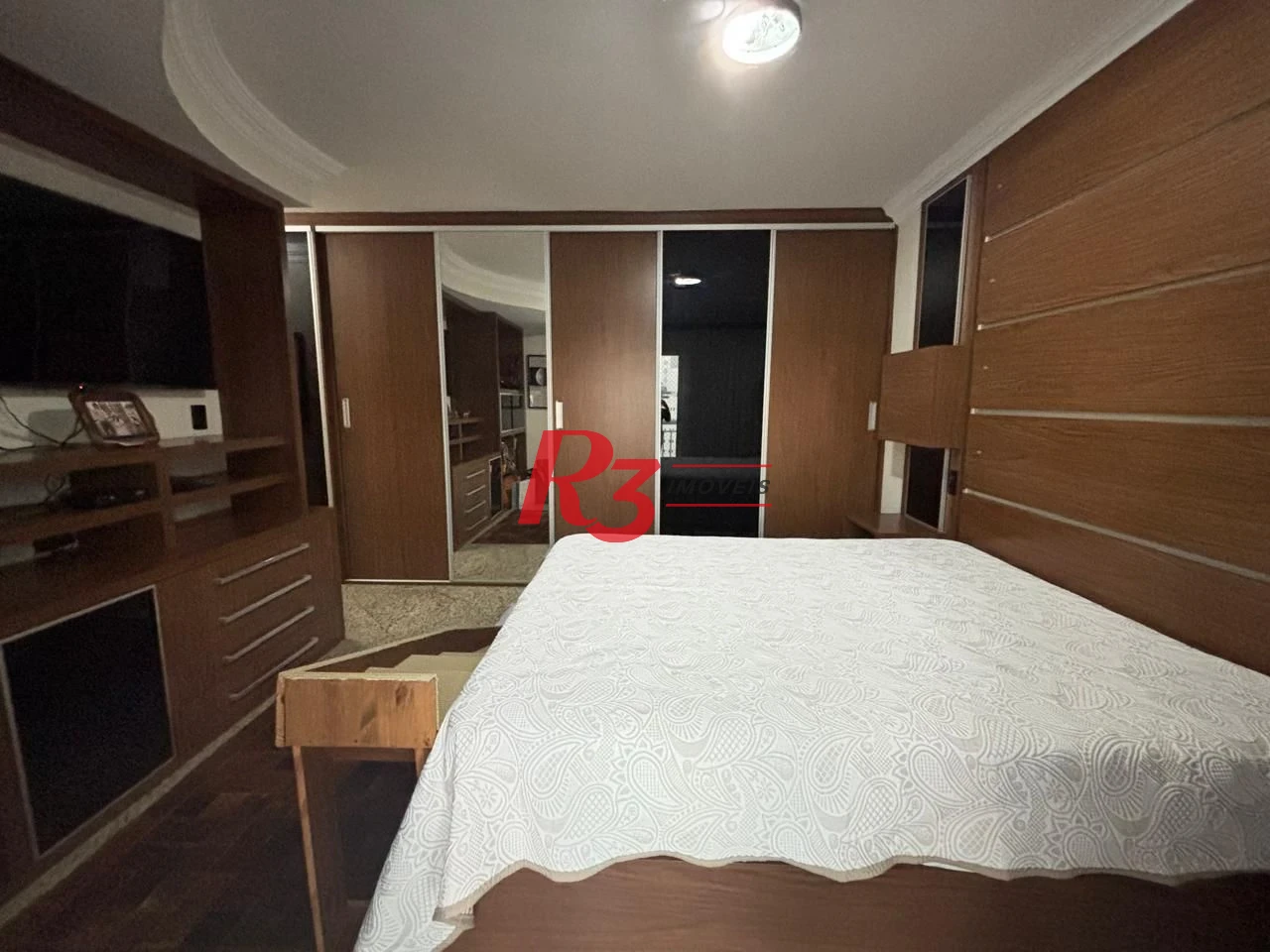 *ACEITA PERMUTA* Apartamento com 4 suítes com varanda e vista mar, 240 m² por R$ 2.200.000 - Ponta da Praia - Santos/SP