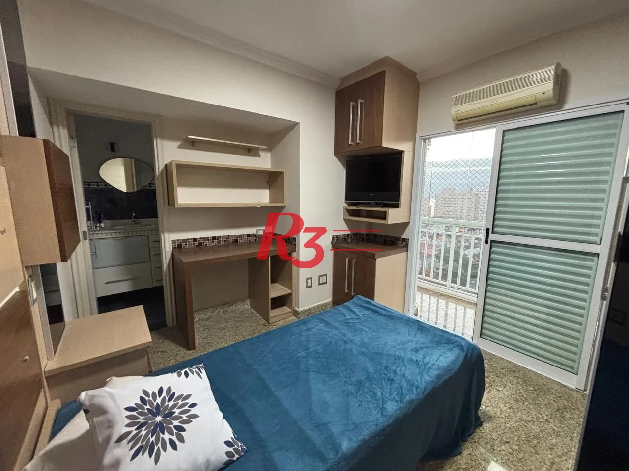 *ACEITA PERMUTA* Apartamento com 4 suítes com varanda e vista mar, 240 m² por R$ 2.200.000 - Ponta da Praia - Santos/SP