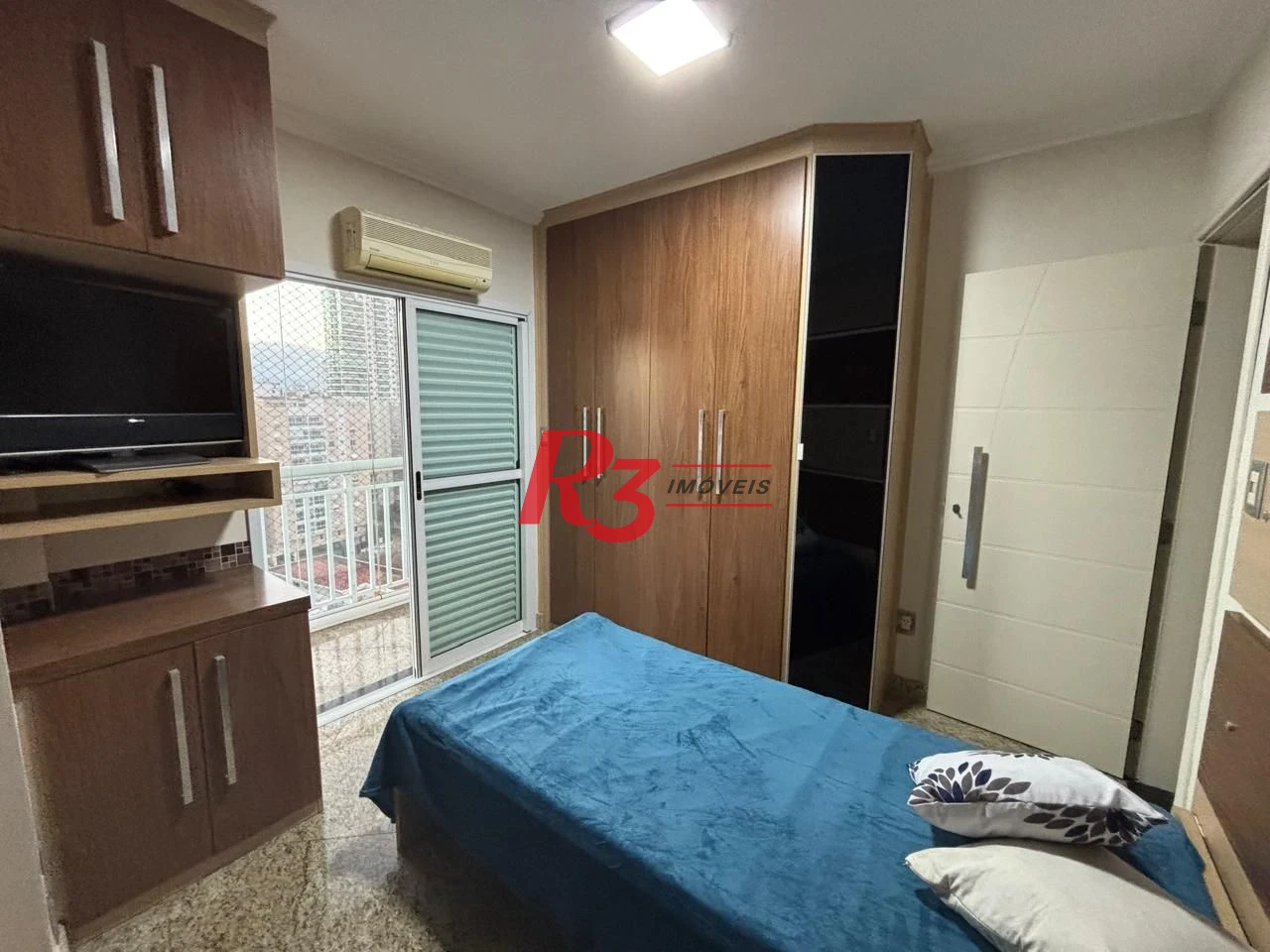 *ACEITA PERMUTA* Apartamento com 4 suítes com varanda e vista mar, 240 m² por R$ 2.200.000 - Ponta da Praia - Santos/SP