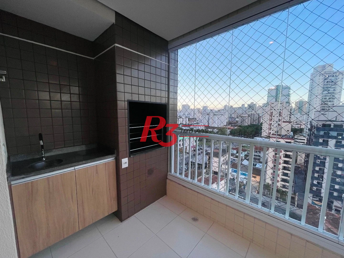 Apartamento com 3 dormitórios para alugar, 111 m² por R$ 5.900,00/mês - Encruzilhada - Santos/SP