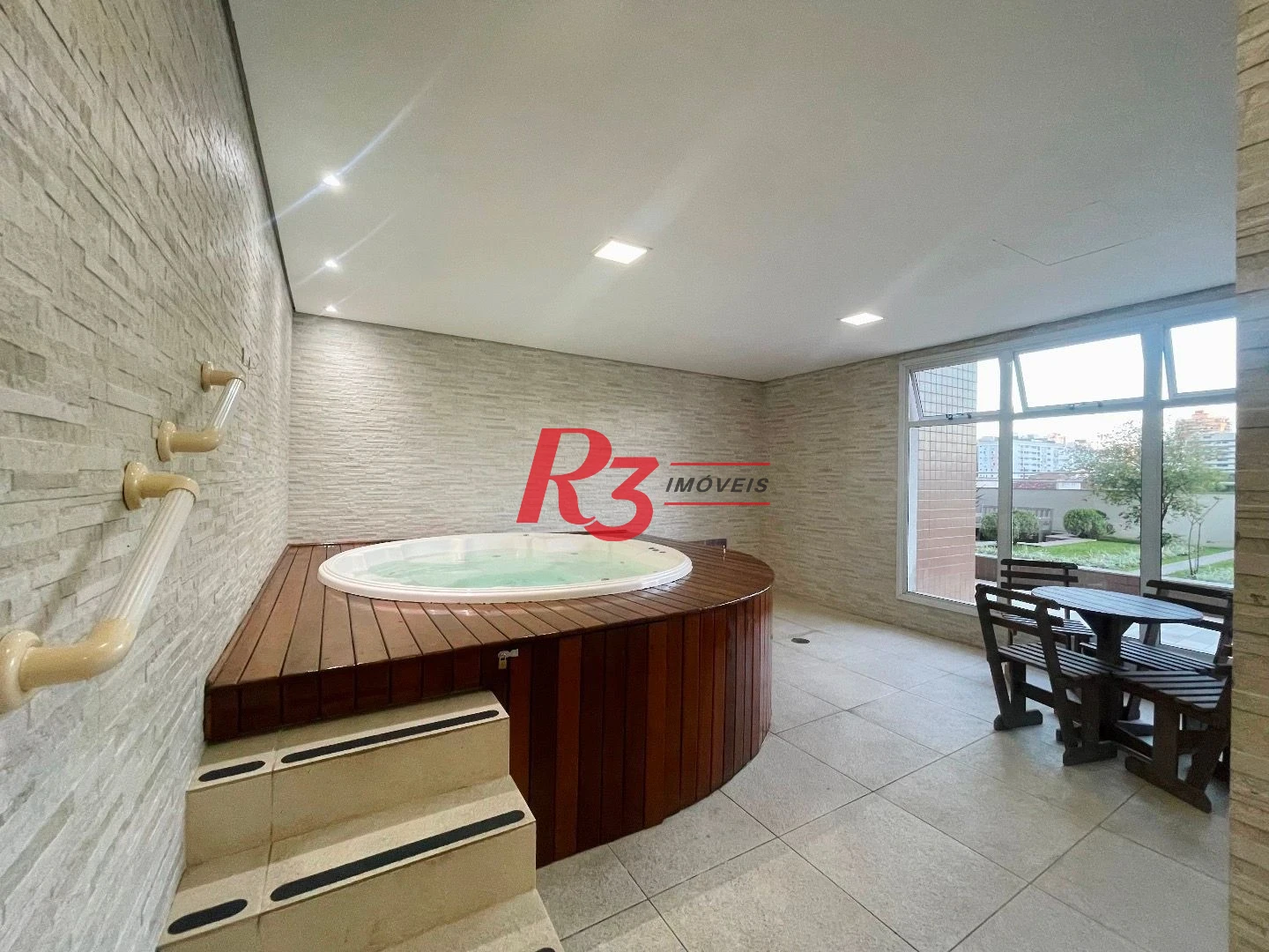 Apartamento com 3 dormitórios para alugar, 111 m² por R$ 5.900,00/mês - Encruzilhada - Santos/SP