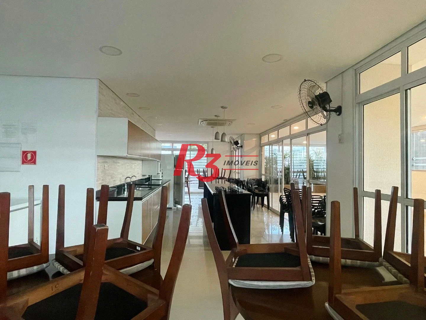 Apartamento com 3 dormitórios para alugar, 111 m² por R$ 5.900,00/mês - Encruzilhada - Santos/SP