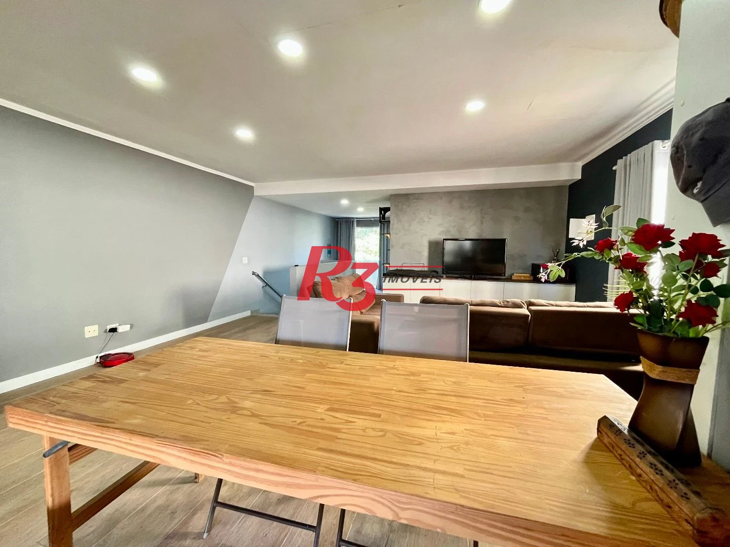 Casa com 4 dormitórios à venda, 225 m² por R$ 1.390.000,00 - Aparecida - Santos/SP