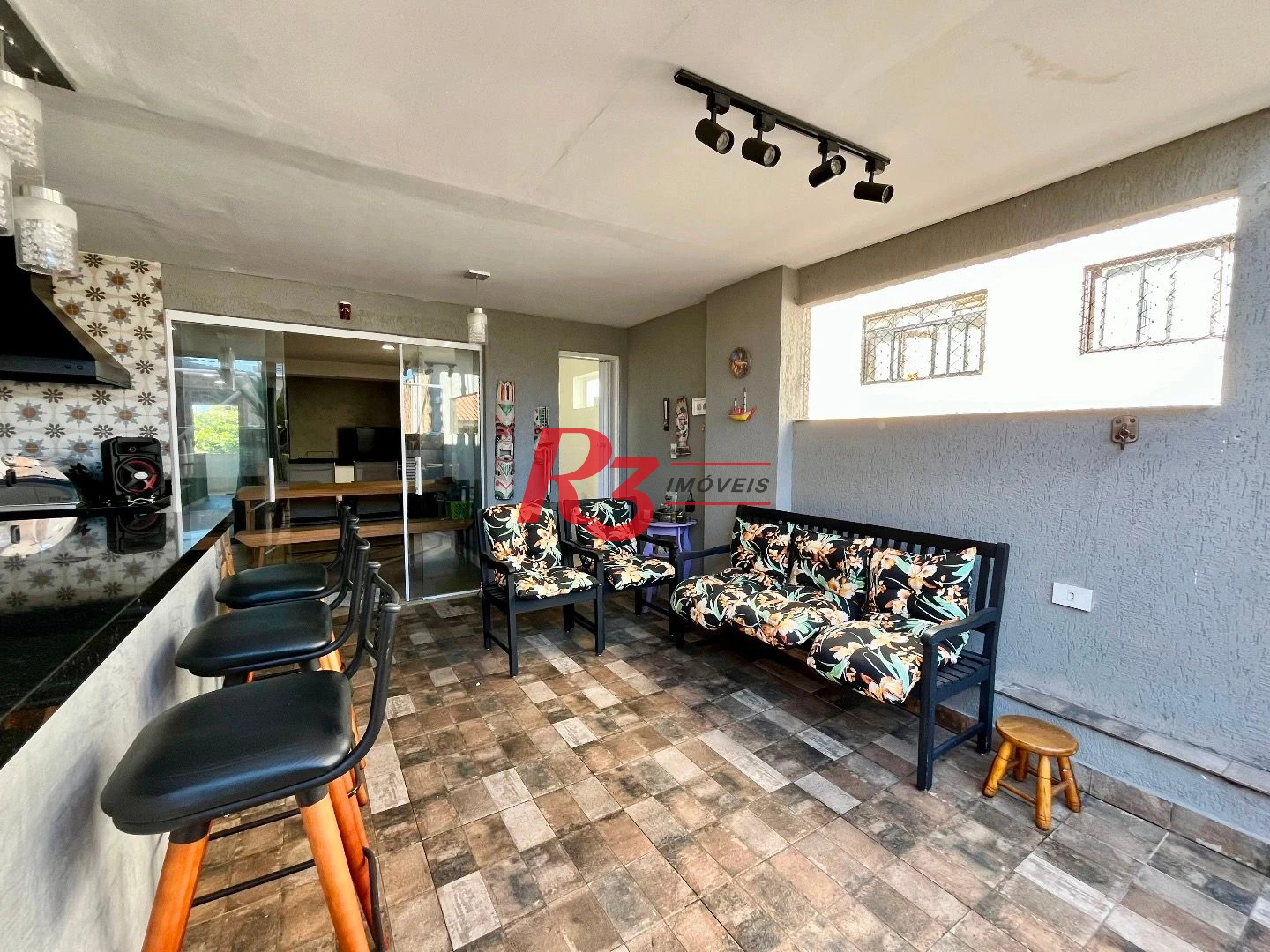 Casa com 4 dormitórios à venda, 225 m² por R$ 1.390.000,00 - Aparecida - Santos/SP