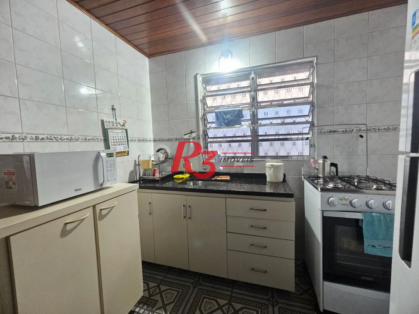 Casa térrea a venda 2 quartos, 2 suítes e 2 Casas Pré Fabricadas - Gonzaga Santos