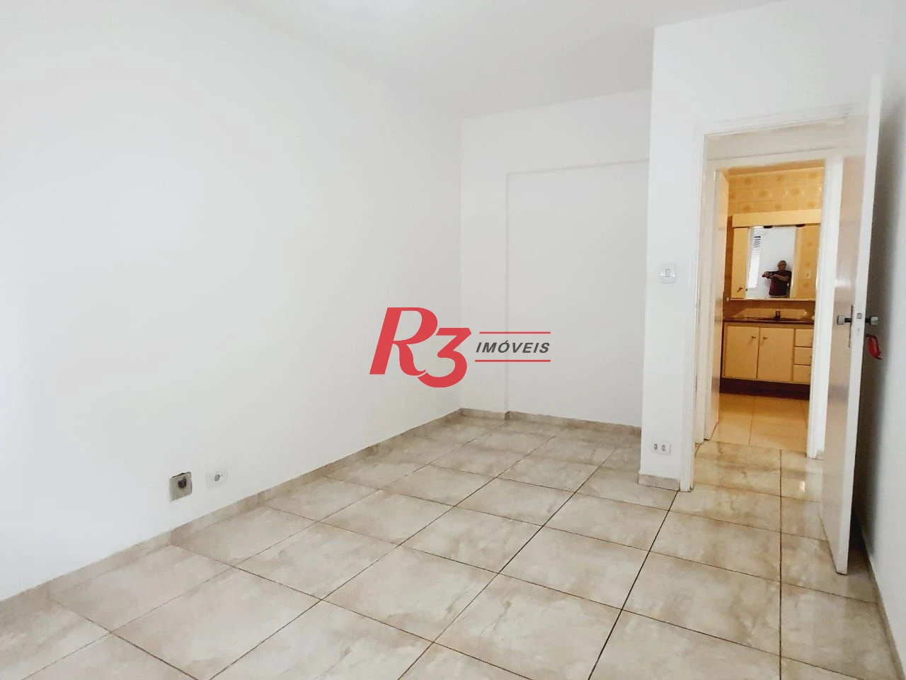 Apartamento com 1 dormitório à venda, 65 m² por R$ 400.000,00 - Marapé - Santos/SP