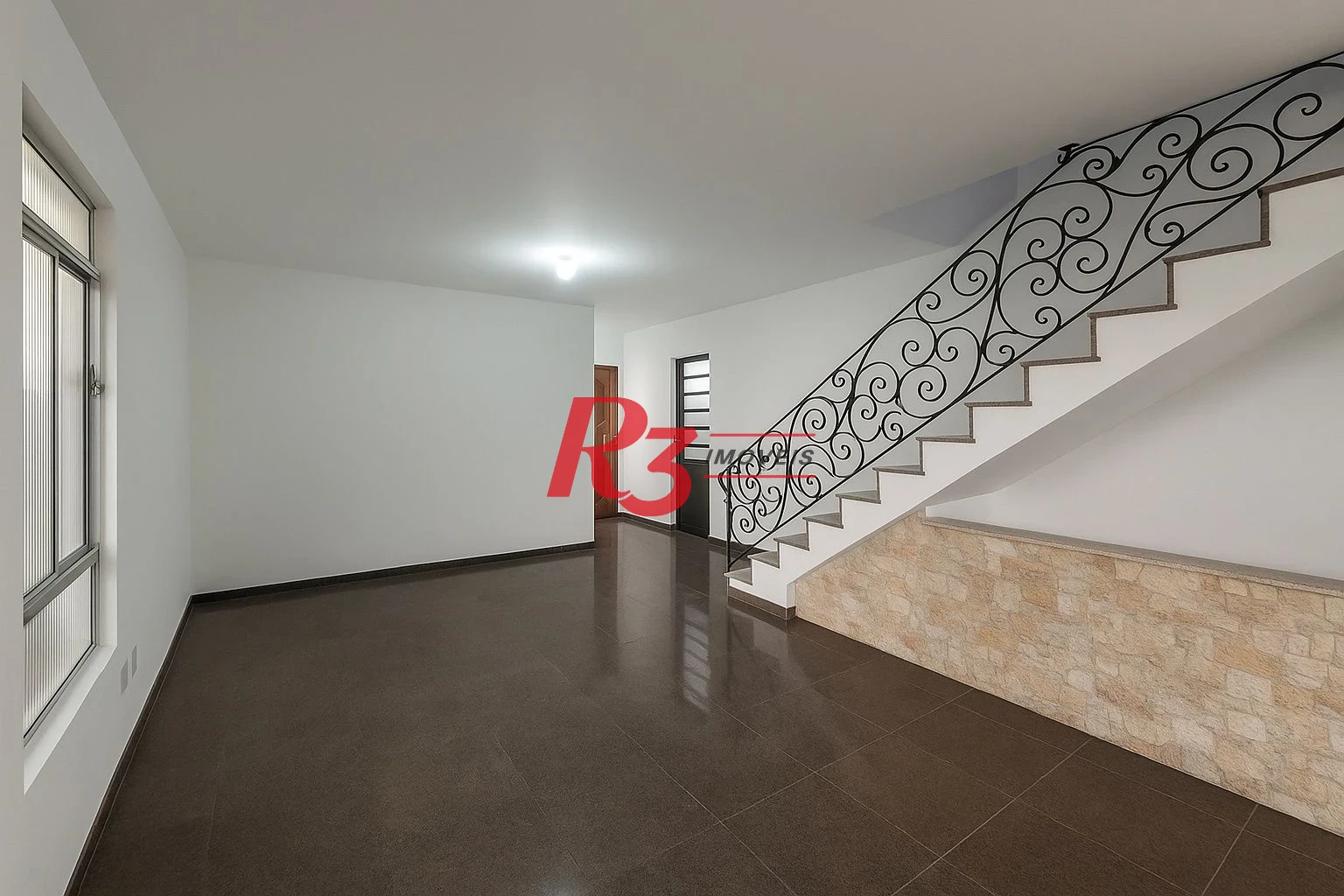Village com 4 dormitórios para alugar, 160 m² por R$ 7.500,00/mês - Aparecida - Santos/SP