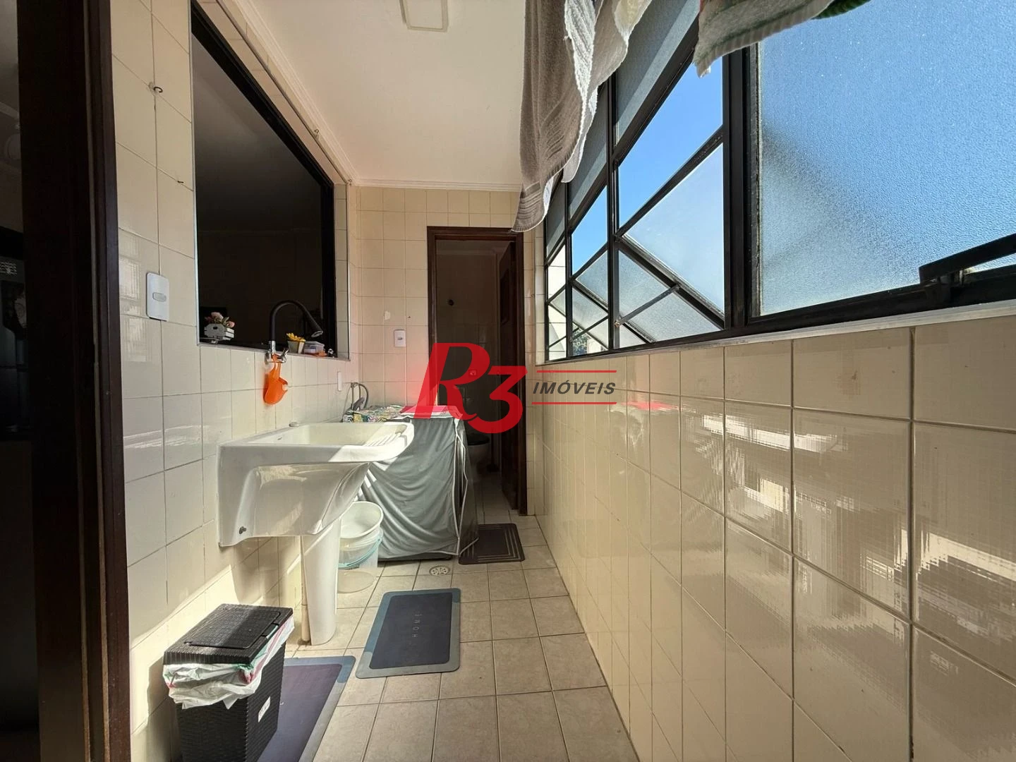 Apartamento com 3 dormitórios à venda, 120 m² por R$ 725.000,00 - Marapé - Santos/SP