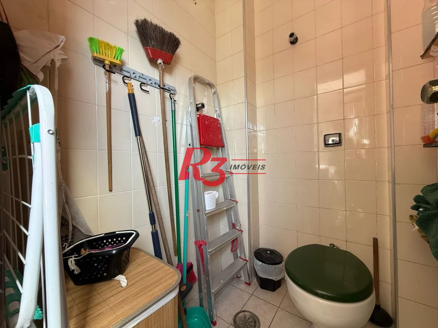 Apartamento com 3 dormitórios à venda, 120 m² por R$ 725.000,00 - Marapé - Santos/SP