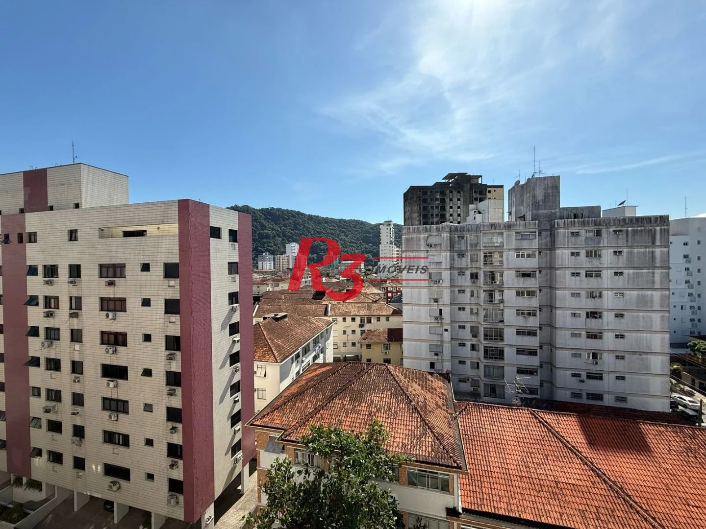Apartamento com 3 dormitórios à venda, 120 m² por R$ 725.000,00 - Marapé - Santos/SP