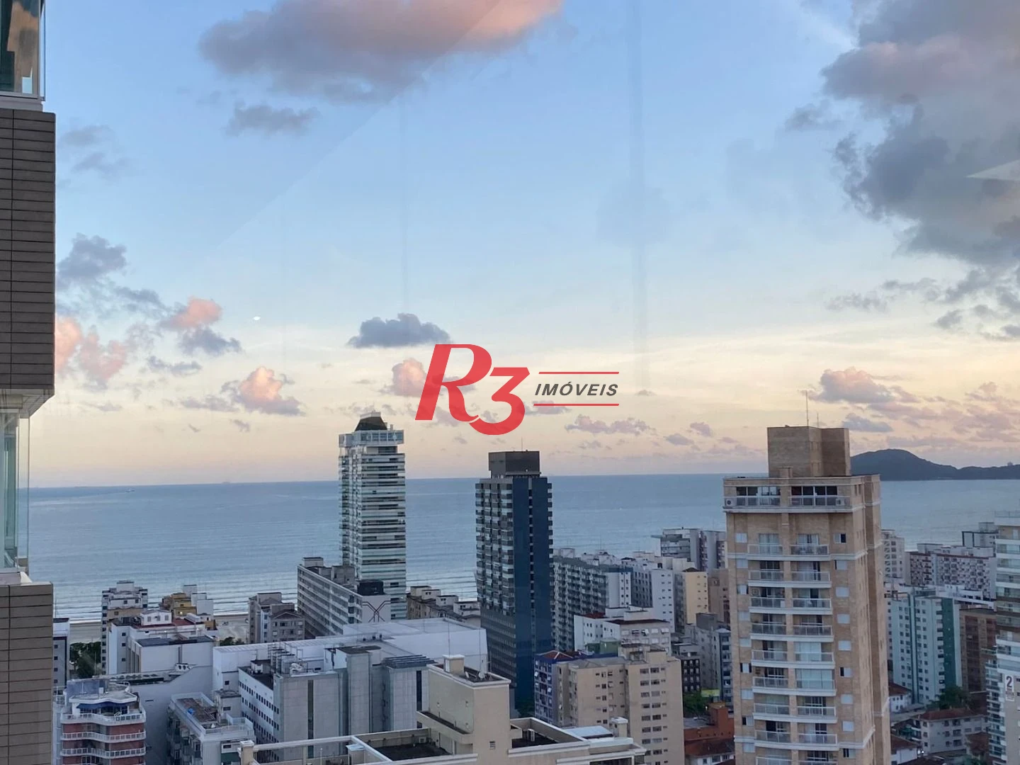 Apartamento com 2 dormitórios à venda, 84 m² por R$ 1.400.000,00 - Gonzaga - Santos/SP