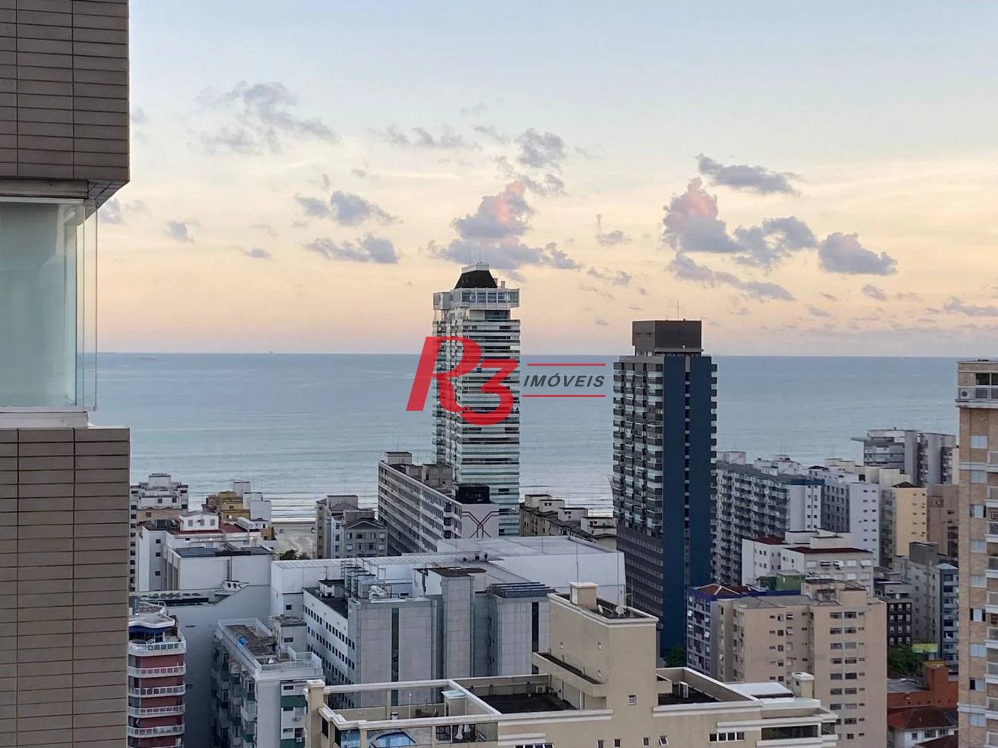 Apartamento com 2 dormitórios à venda, 84 m² por R$ 1.400.000,00 - Gonzaga - Santos/SP