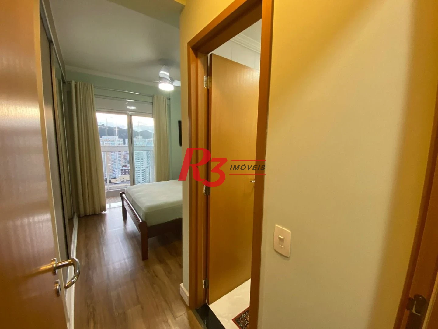 Apartamento com 2 dormitórios à venda, 84 m² por R$ 1.400.000,00 - Gonzaga - Santos/SP