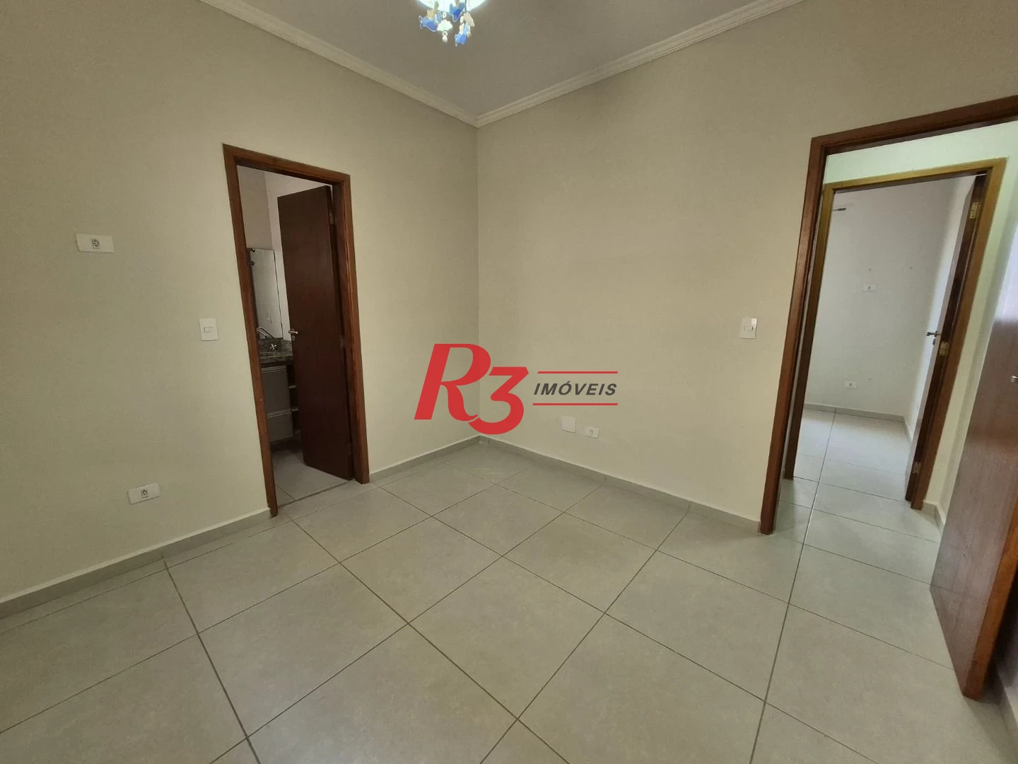 Village com 2 dormitórios à venda, 103 m² por R$ 585.000,00 - Vila Matias - Santos/SP