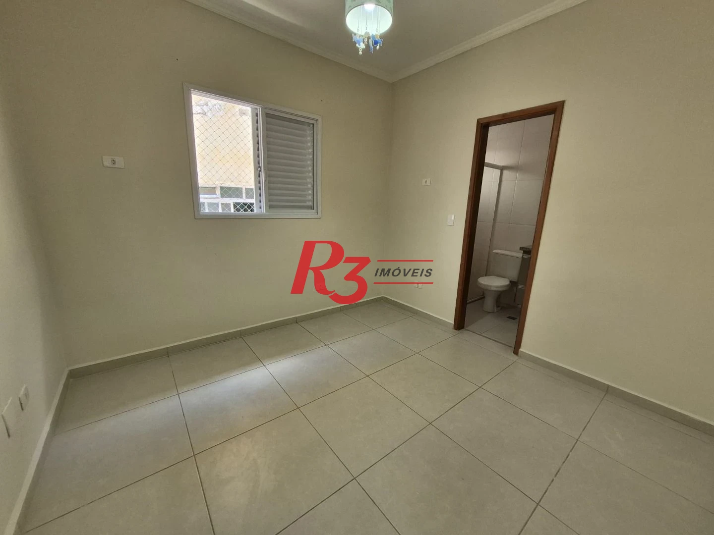 Village com 2 dormitórios à venda, 103 m² por R$ 585.000,00 - Vila Matias - Santos/SP