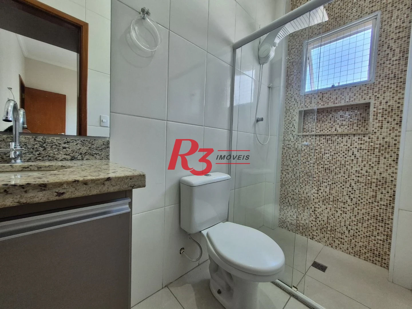 Village com 2 dormitórios à venda, 103 m² por R$ 585.000,00 - Vila Matias - Santos/SP