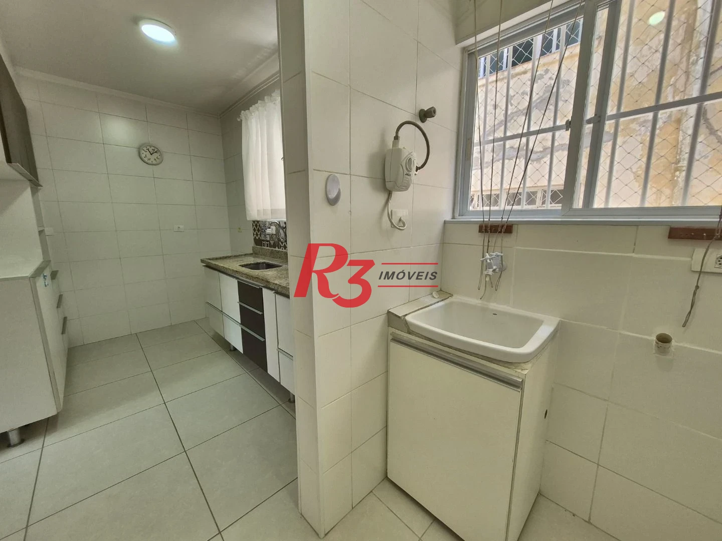Village com 2 dormitórios à venda, 103 m² por R$ 585.000,00 - Vila Matias - Santos/SP