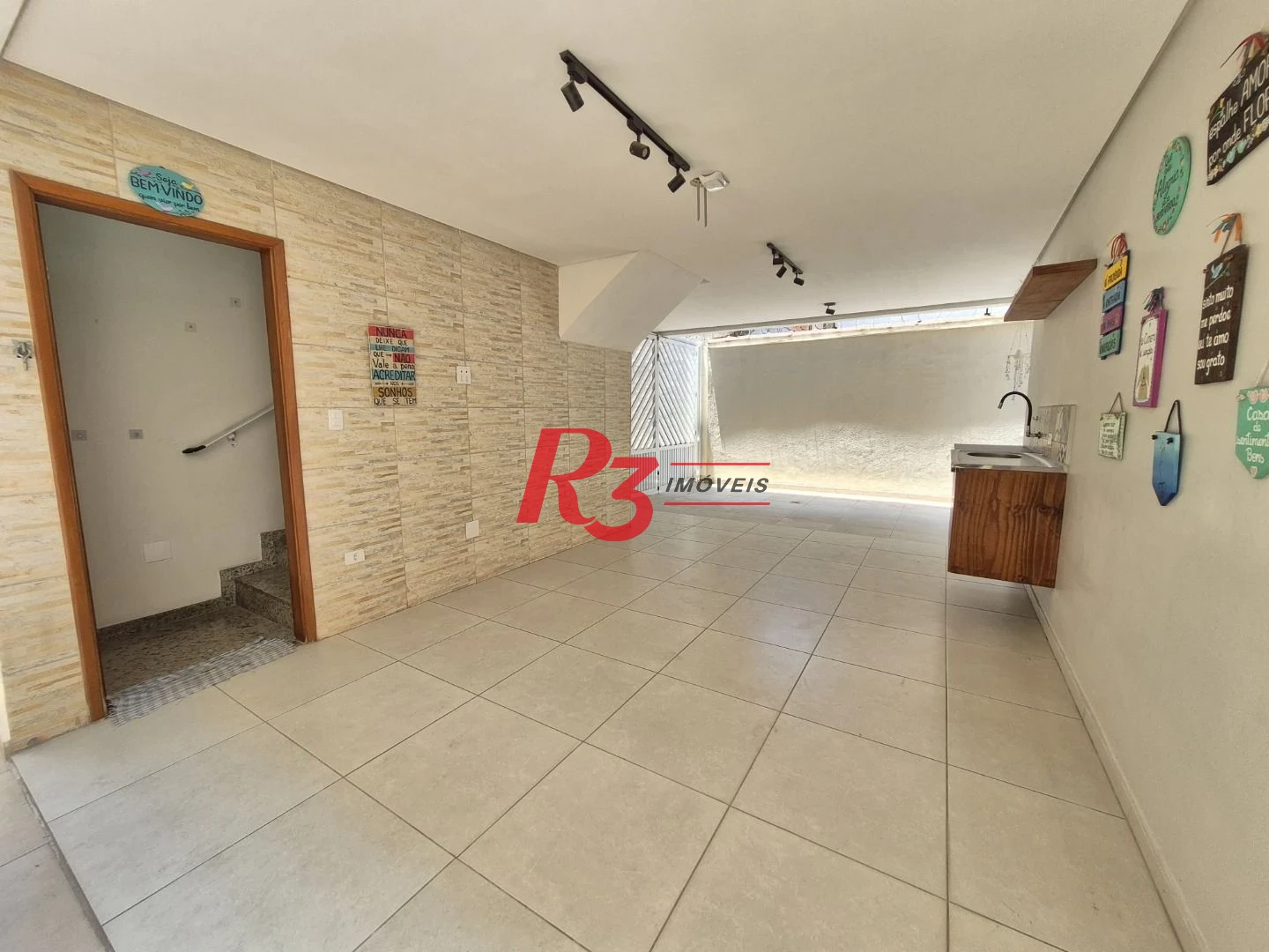 Village com 2 dormitórios à venda, 103 m² por R$ 585.000,00 - Vila Matias - Santos/SP