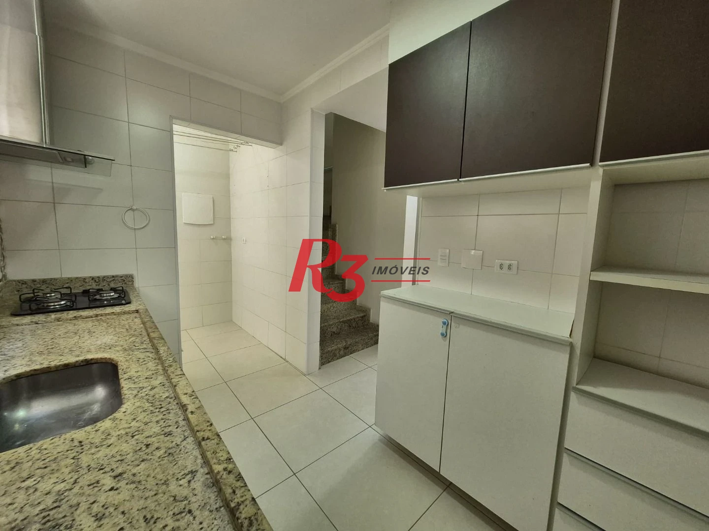 Village com 2 dormitórios à venda, 103 m² por R$ 585.000,00 - Vila Matias - Santos/SP