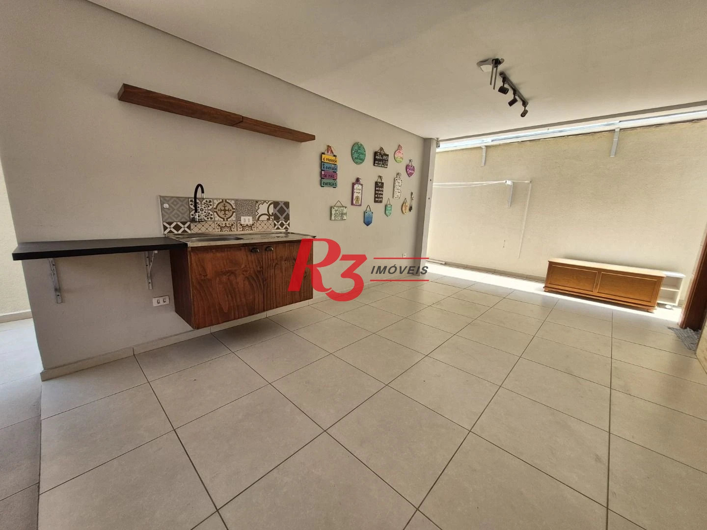 Village com 2 dormitórios à venda, 103 m² por R$ 585.000,00 - Vila Matias - Santos/SP