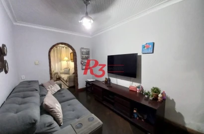 Sobrado com 3 dormitórios à venda, 180 m² por R$ 800.000,00 - Campo Grande - Santos/SP