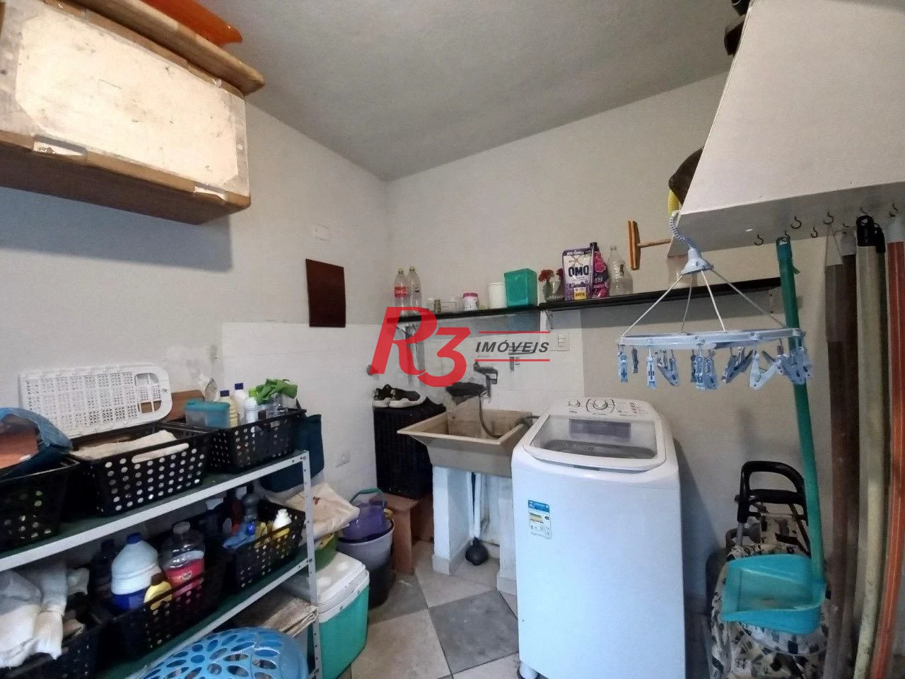 Sobrado com 3 dormitórios à venda, 180 m² por R$ 800.000,00 - Campo Grande - Santos/SP