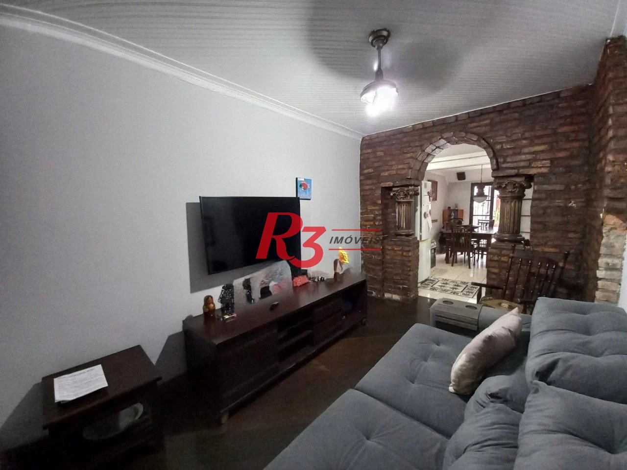 Sobrado com 3 dormitórios à venda, 180 m² por R$ 800.000,00 - Campo Grande - Santos/SP