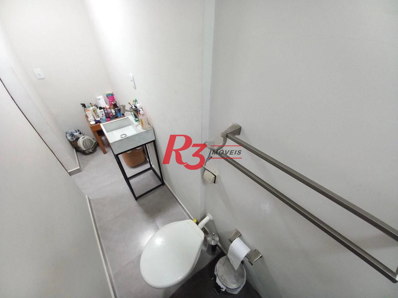 Sobrado com 3 dormitórios à venda, 180 m² por R$ 800.000,00 - Campo Grande - Santos/SP