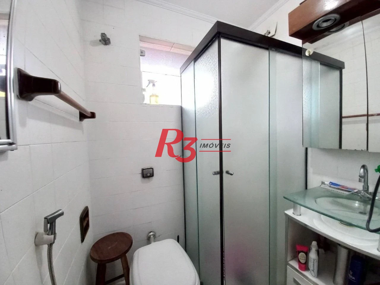 Sobrado com 3 dormitórios à venda, 180 m² por R$ 800.000,00 - Campo Grande - Santos/SP