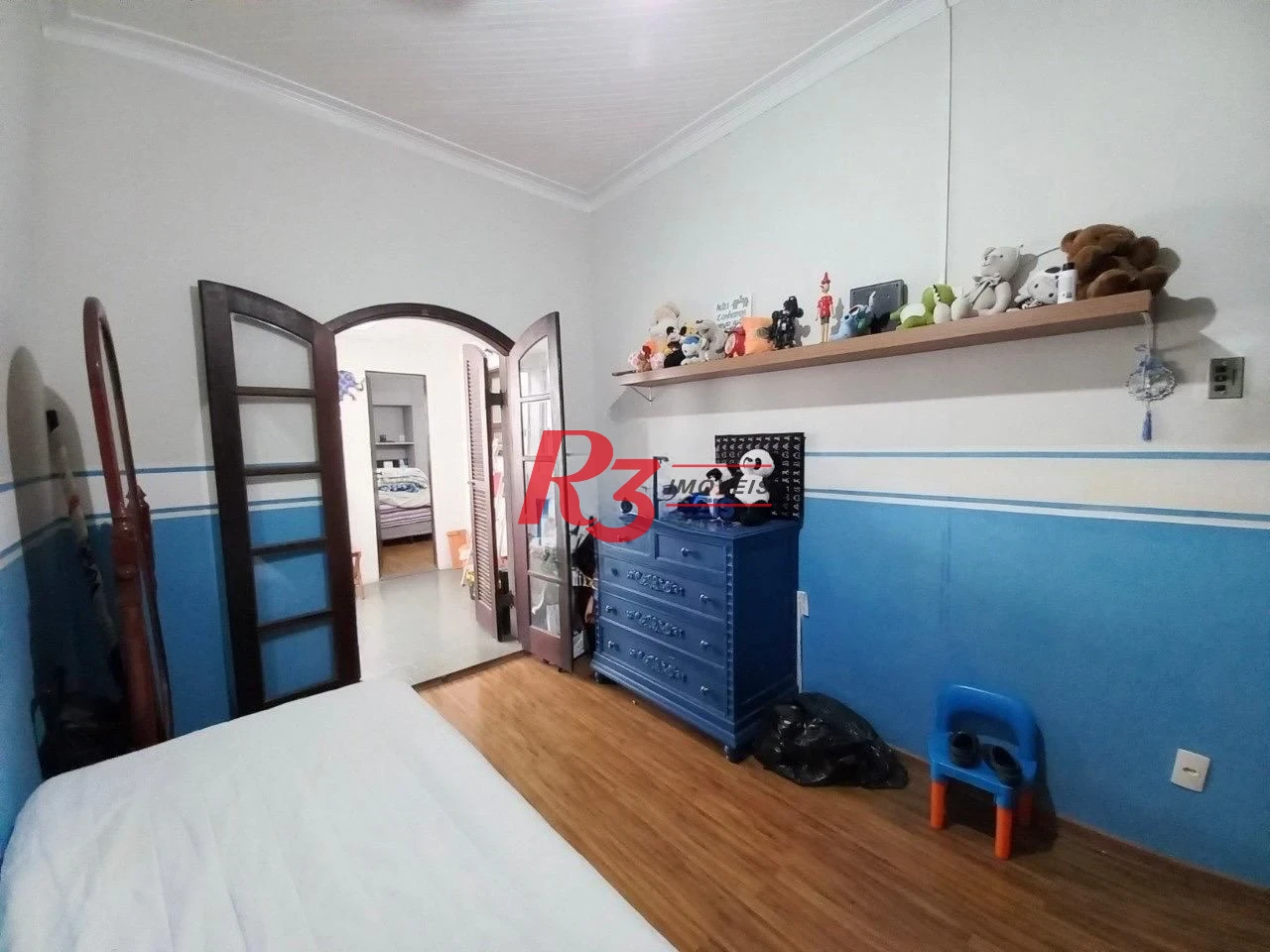 Sobrado com 3 dormitórios à venda, 180 m² por R$ 800.000,00 - Campo Grande - Santos/SP