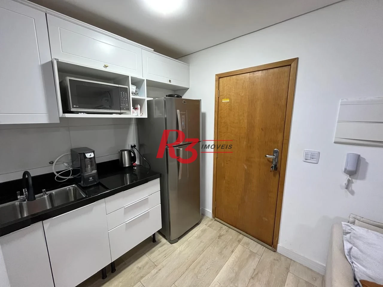 Apartamento com 2 dormitórios à venda, 52 m² por R$ 595.000,00 - Macuco - Santos/SP