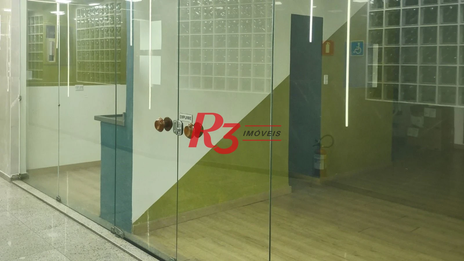 Loja, 55 m² - venda por R$ 300.000,00 ou aluguel por R$ 3.000,00/mês - Centro - Santos/SP